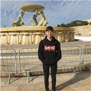 Exalumno de bachillerato para impartir cualquier clase